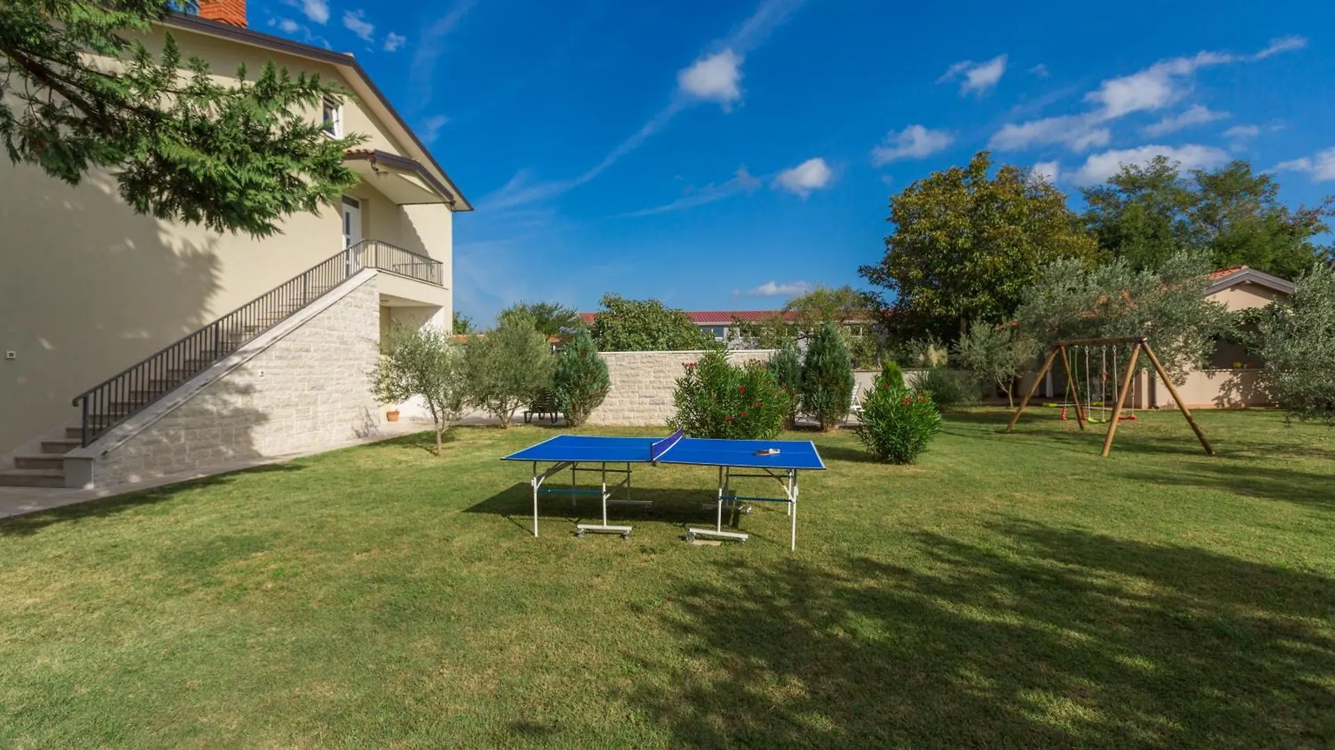 Villa Mario Cabrunici 0*,