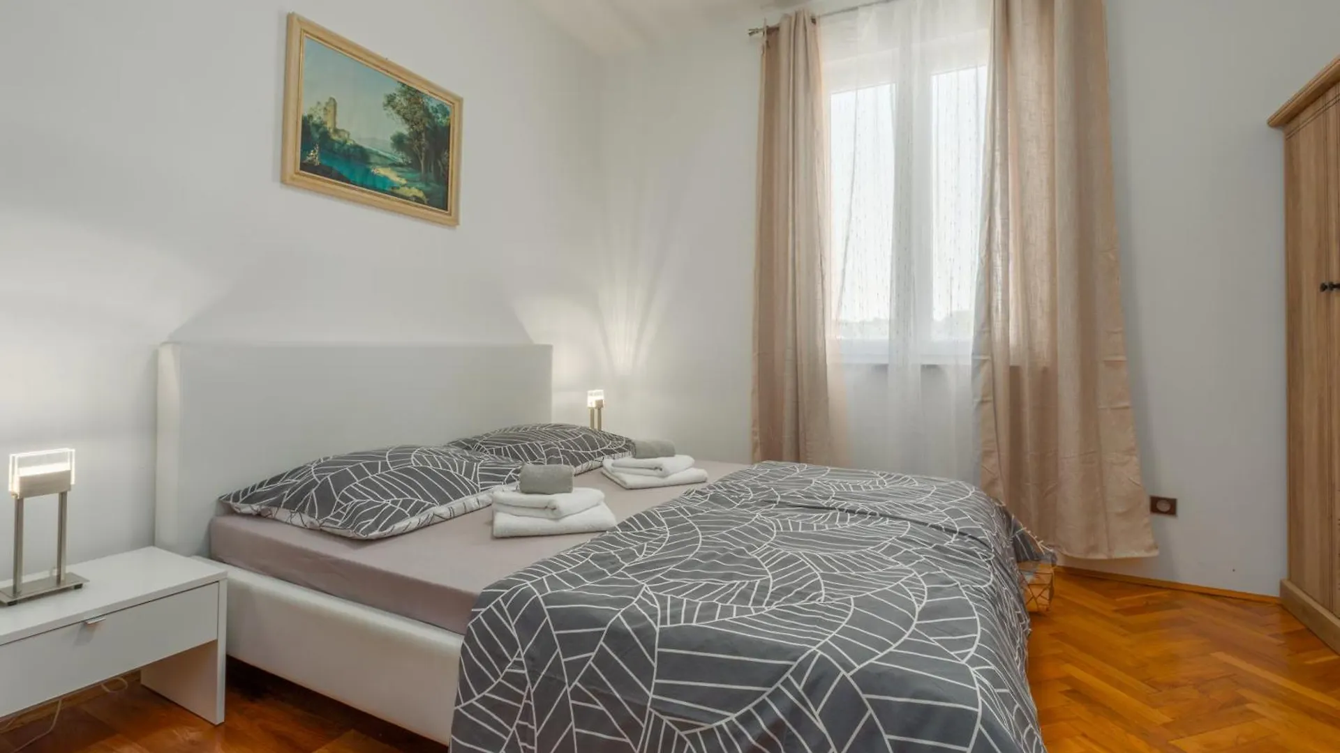 Villa Mario Cabrunici Croatia